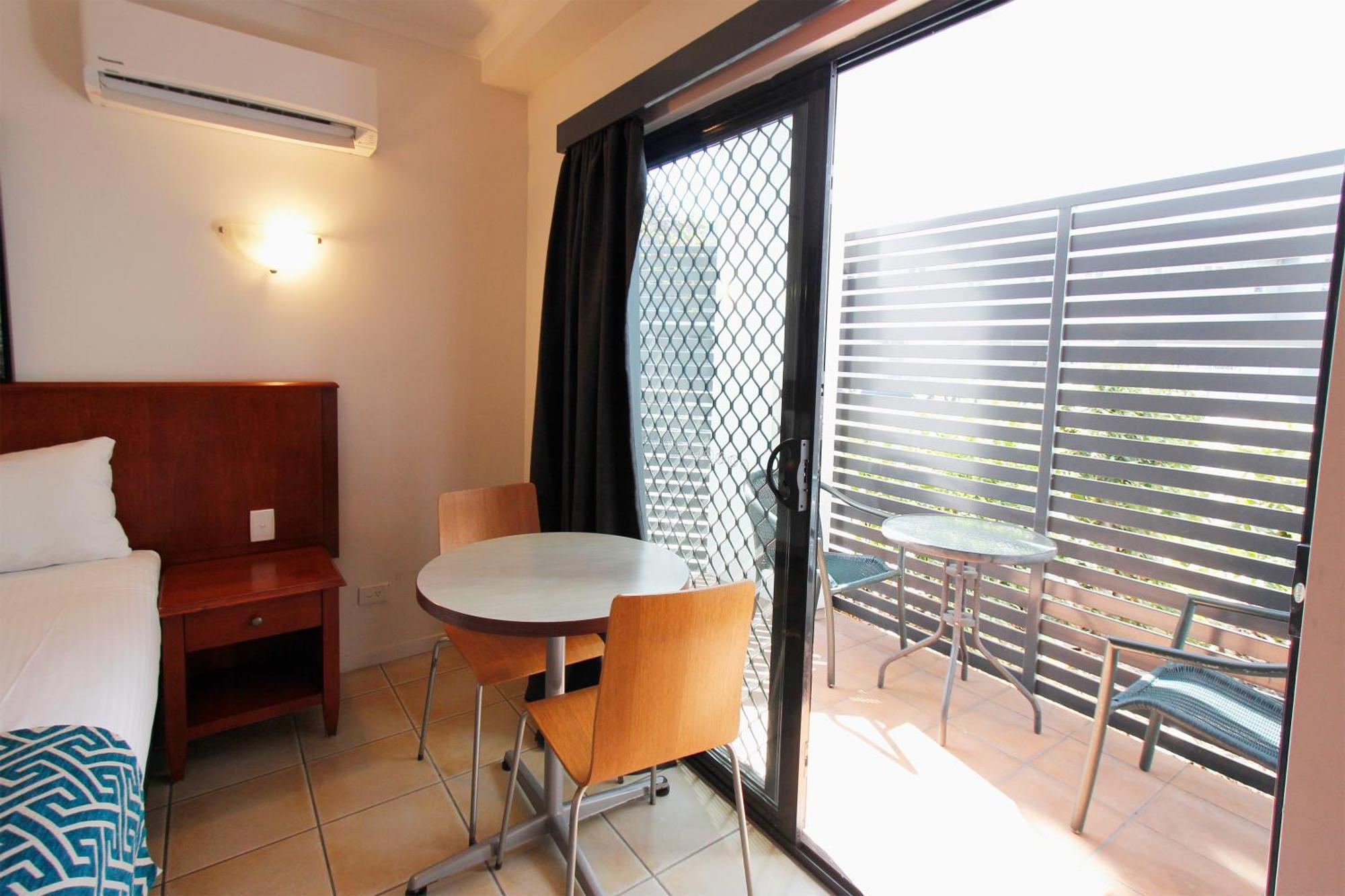 רוקהמפטון Coffee House Apartment Motel מראה חיצוני תמונה