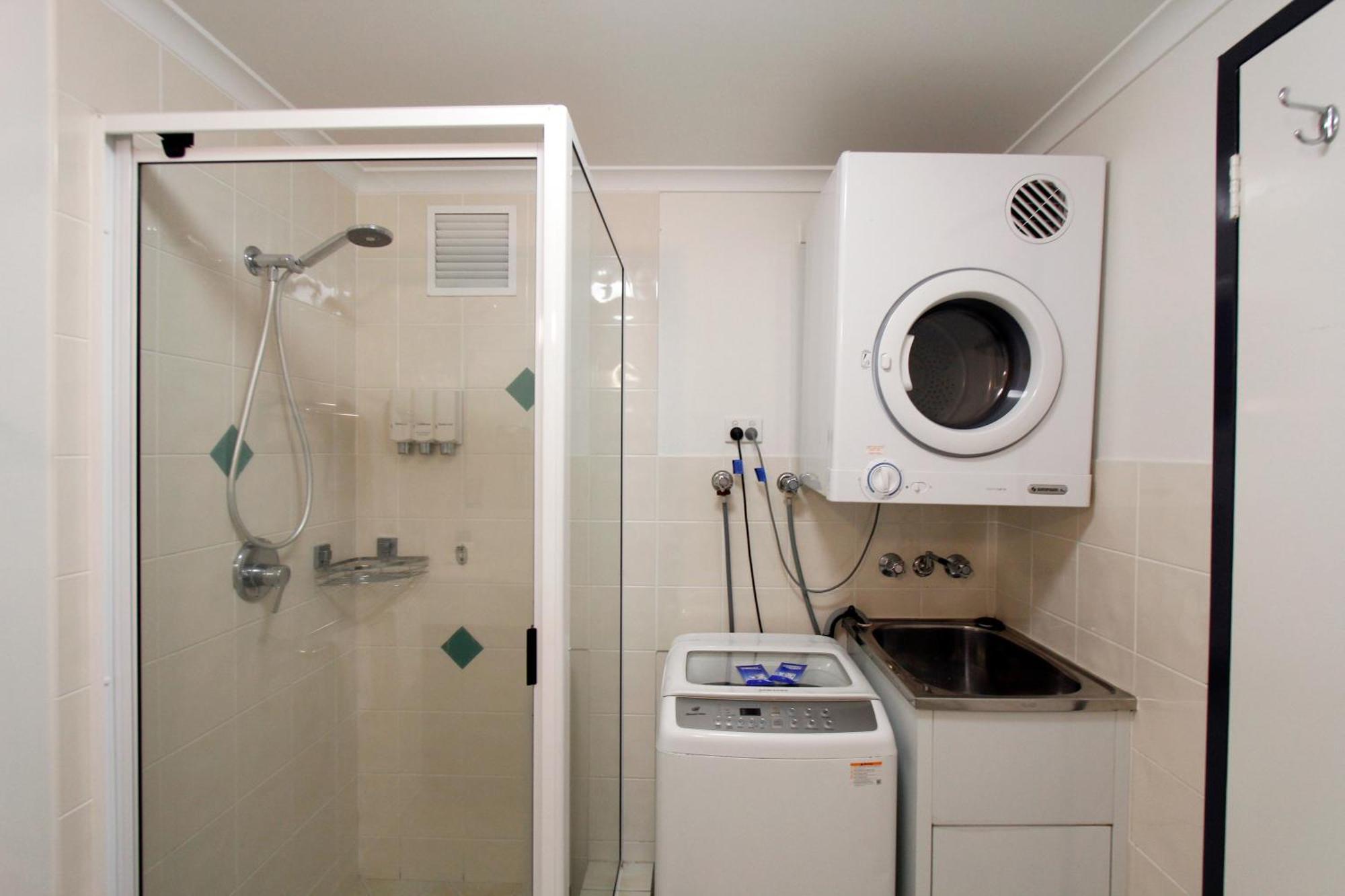 רוקהמפטון Coffee House Apartment Motel מראה חיצוני תמונה