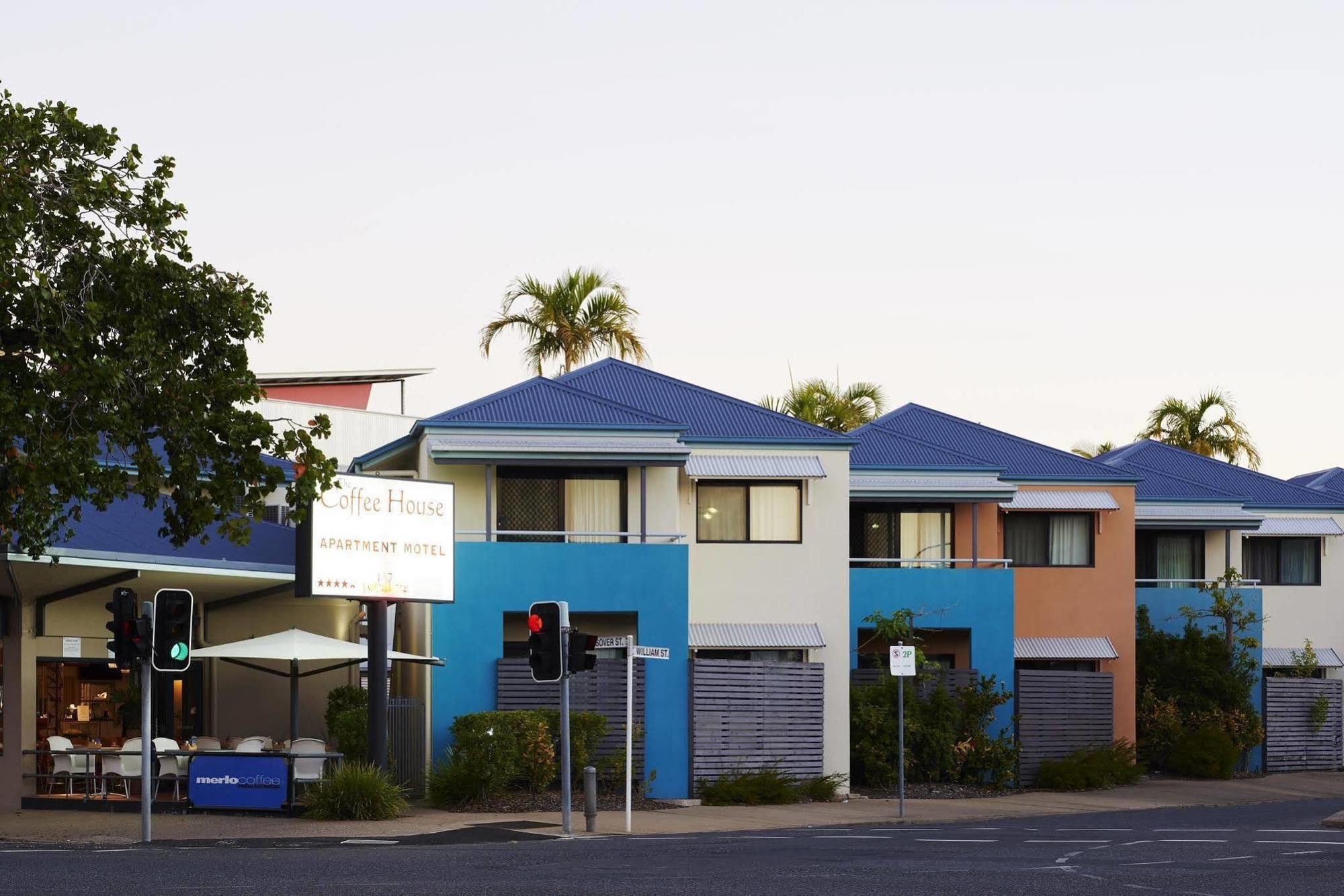 רוקהמפטון Coffee House Apartment Motel מראה חיצוני תמונה