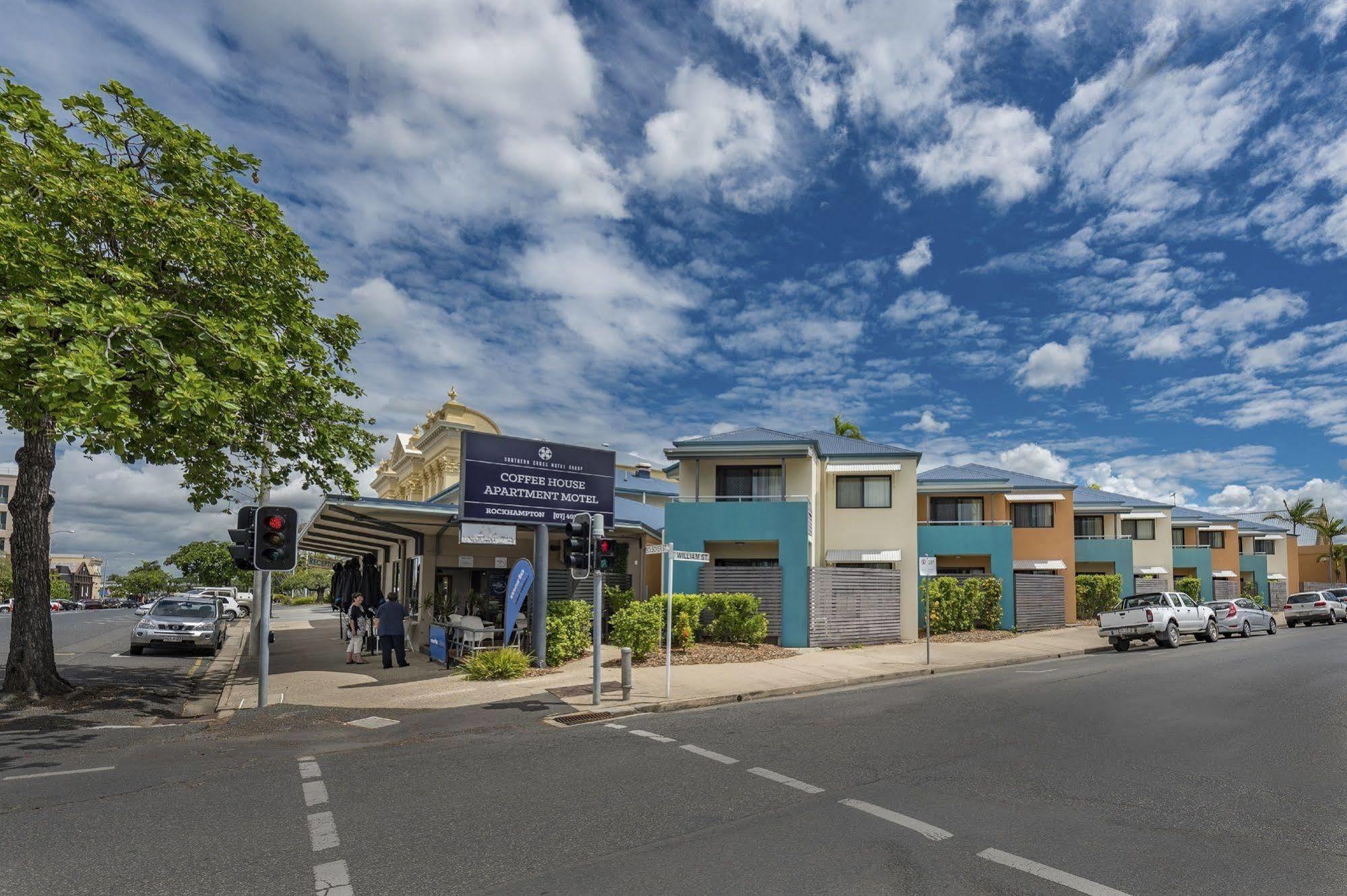 רוקהמפטון Coffee House Apartment Motel מראה חיצוני תמונה